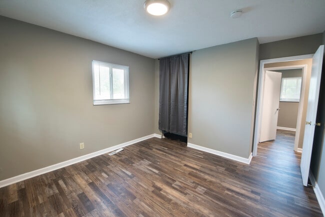 Building Photo - 5258 Kornwal Dr