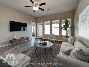 Building Photo - 1017 Merlin Dr