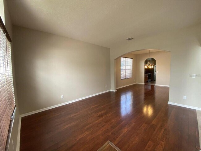Building Photo - 11209 Village Brook Dr
