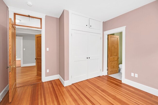 Building Photo - 79 Perkins St