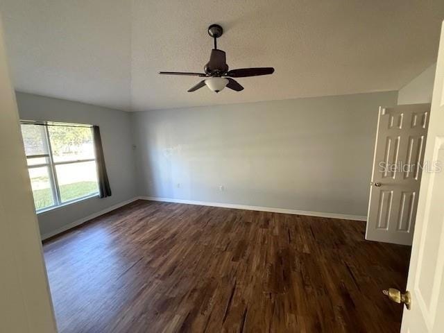 Building Photo - 131 Rae Dr