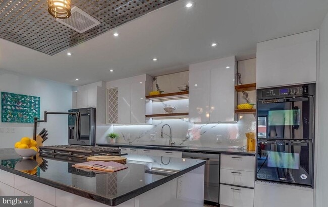 Building Photo - 50 O St NW