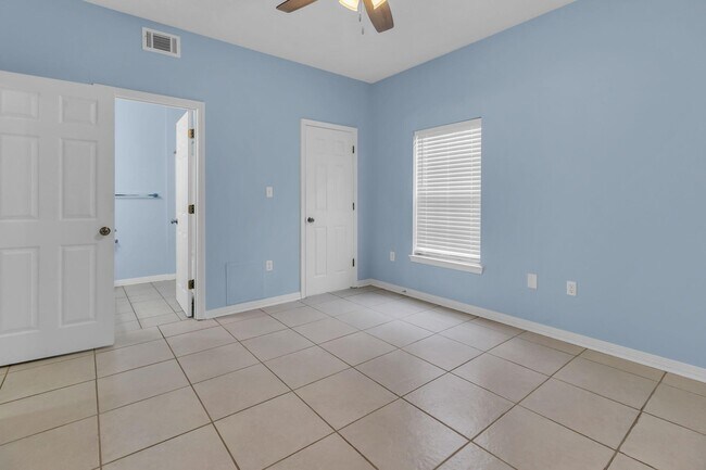 Building Photo - 1501 Partin Dr N