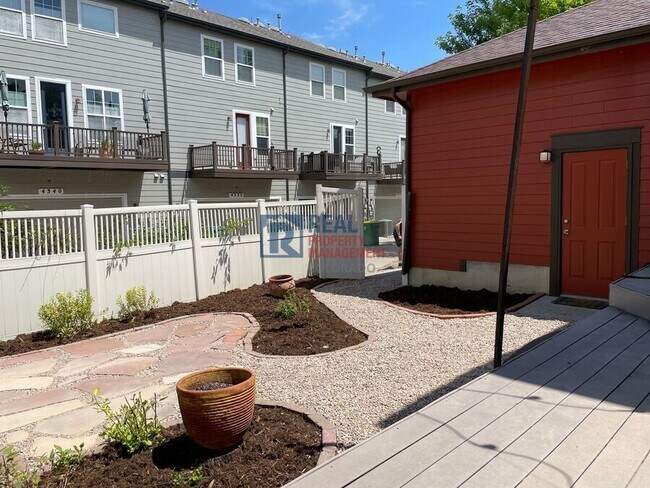 Building Photo - 4337 W 118th Way