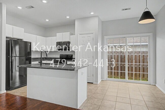 Building Photo - 4435 W Pecan St
