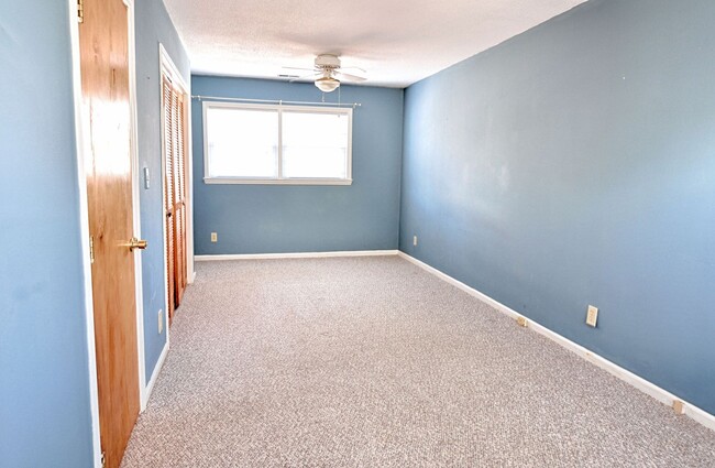 Building Photo - Walkable Carrboro Living — 3BR Home with L...