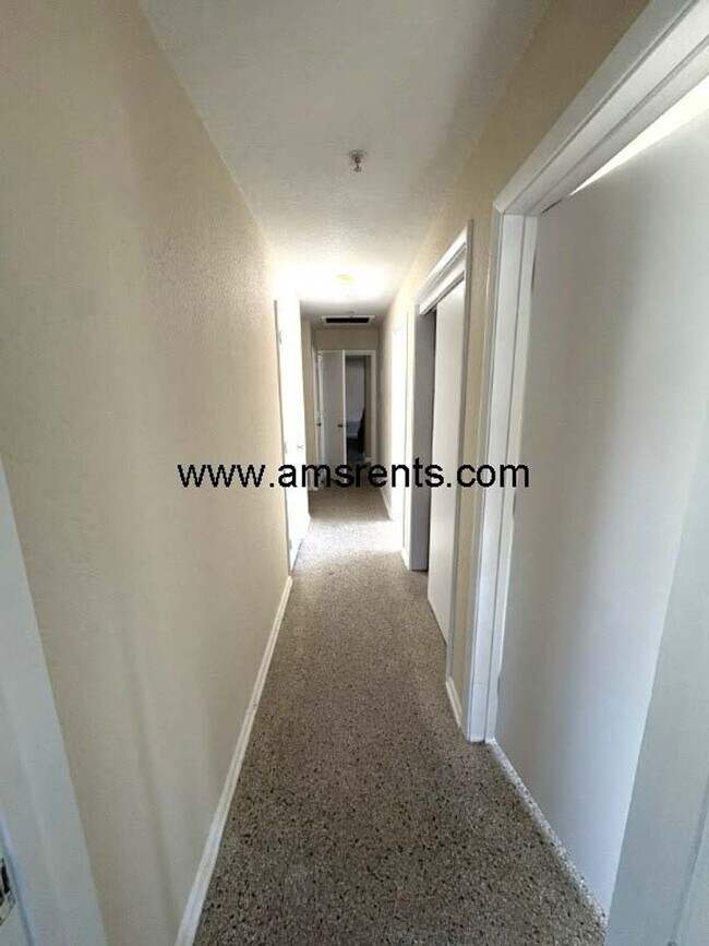 Building Photo - Charming 3-bedroom home in Villages of Southport community in Orlando