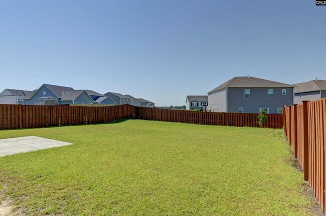 Building Photo - 728 Bustling Br Ln