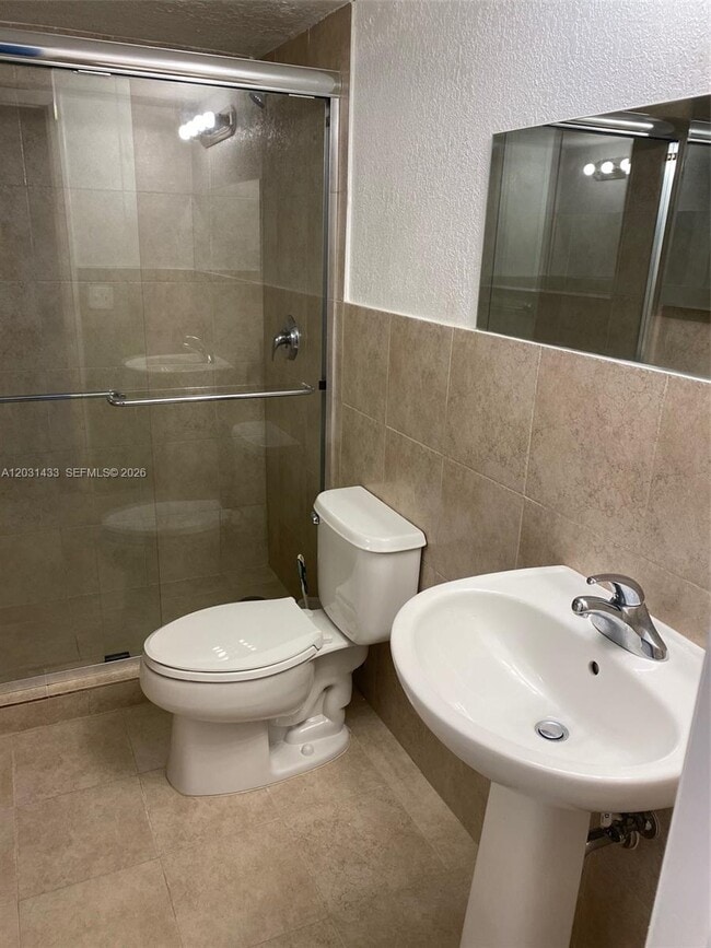Building Photo - 8950 SW 69th Ct