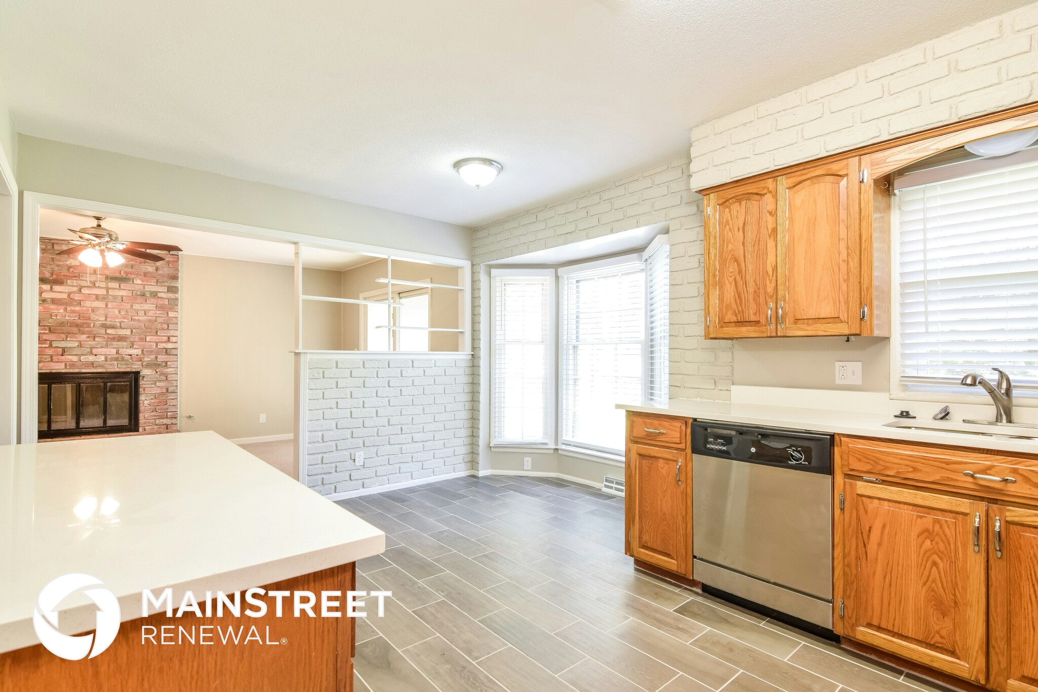 Building Photo - 15908 E 38th St S