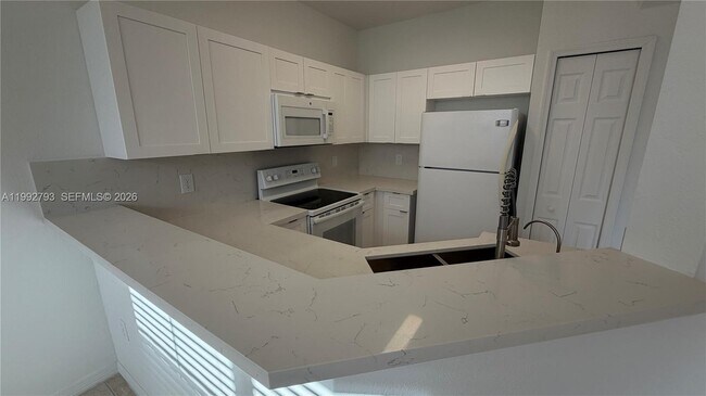 Building Photo - 12260 SW 123rd Pass