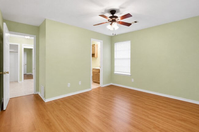 Building Photo - 134 N 49th St