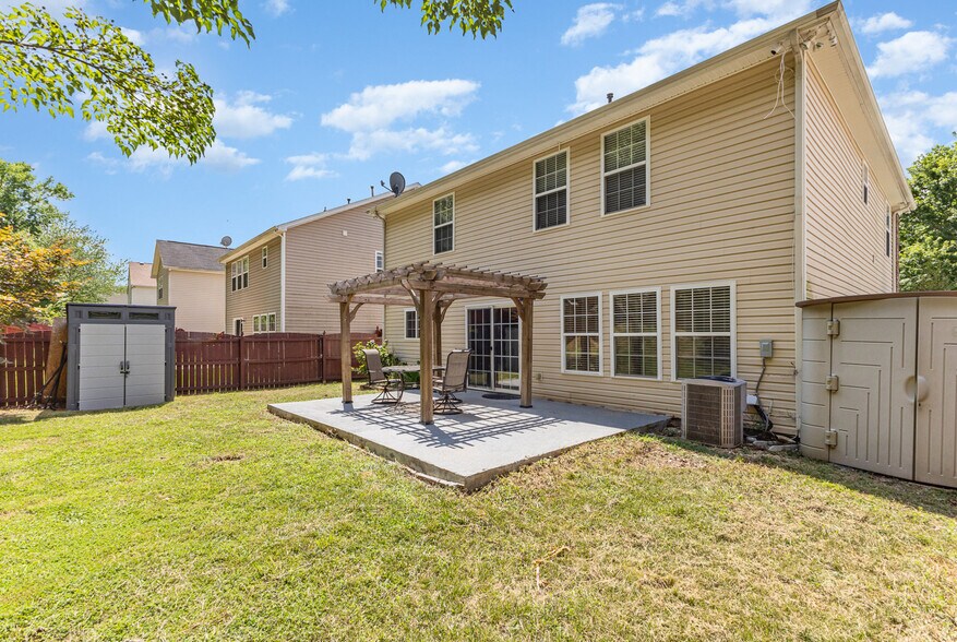 Building Photo - 14014 Pinyon Pine Ln
