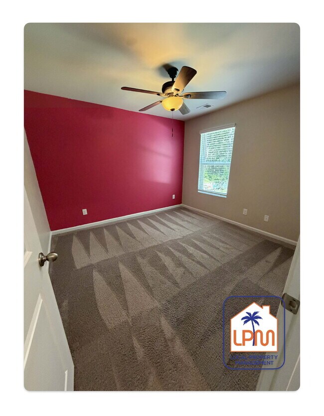 Building Photo - Beautiful and spacious 5-Bedroom Home in Convenient Okatie Location