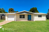 Building Photo - Charming 2-Bedroom Retreat