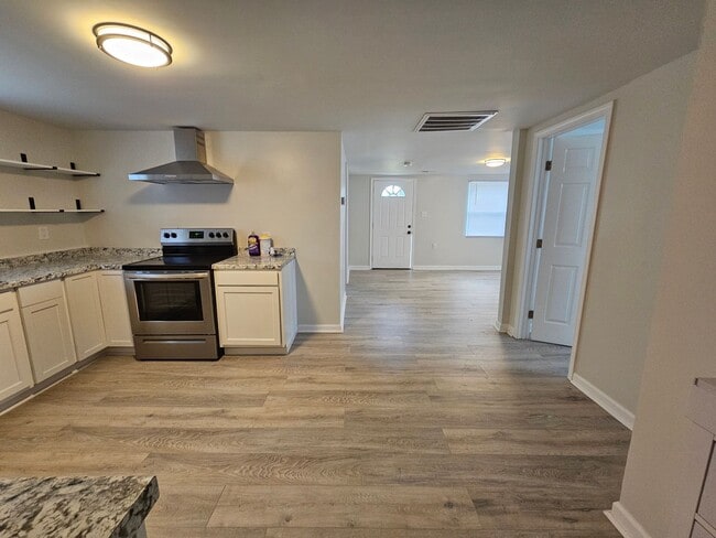 Building Photo - 3 Bedroom Rental in PRP