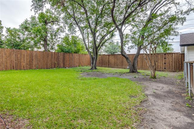 Building Photo - 3634 Woodleigh Dr
