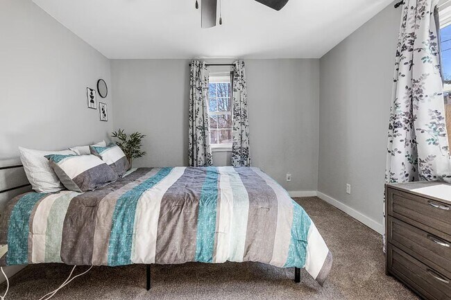 Building Photo - COMING SOON: Fully Furnished Home in Webb City! 2/2 includes ALL appliances, ALL utilities/pest c...