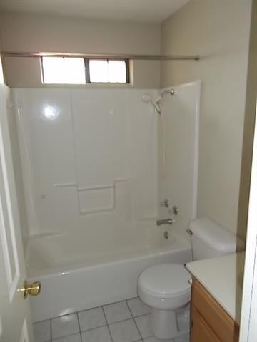 Building Photo - 3950 Trinity Ln