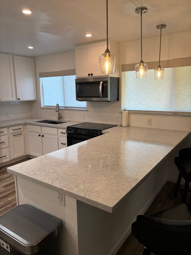 Building Photo - KONA1122