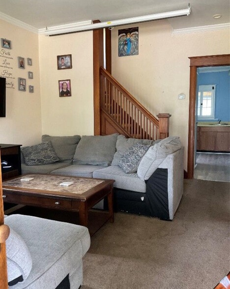 Building Photo - 614 Chenango St