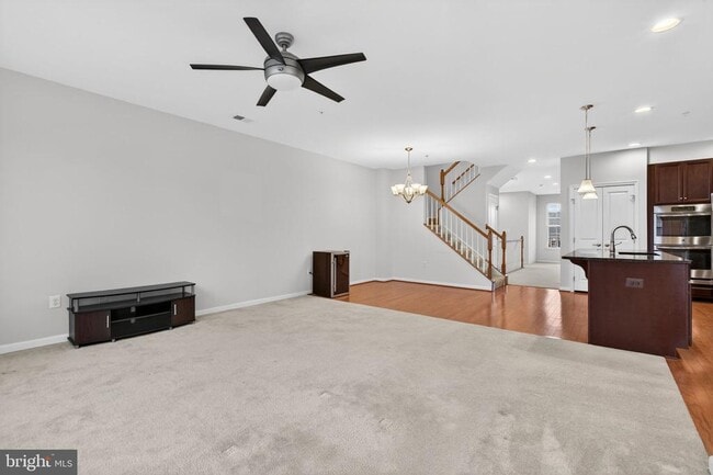 Building Photo - 8129 Greenbelt Station Pkwy