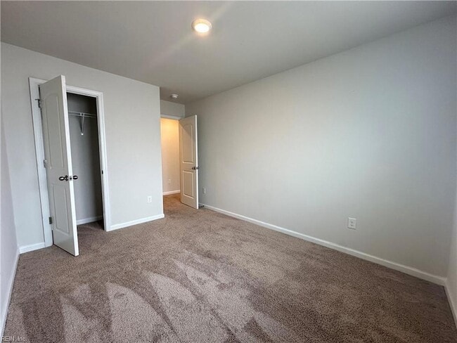 Building Photo - 1521 Auckland Ct