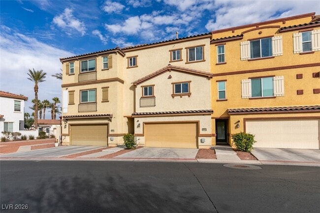 Building Photo - 1525 Spiced Wine Ave