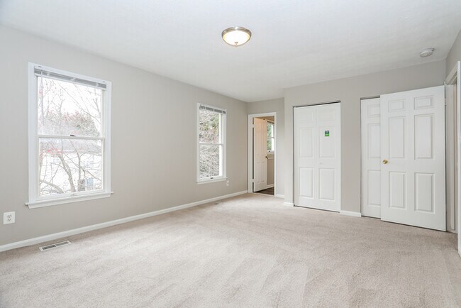 Building Photo - 3 Bedroom 2.5 bath in Nottingham MD