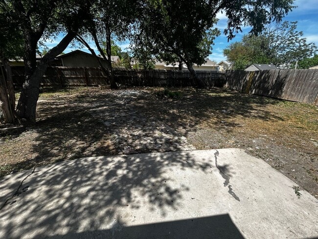 Building Photo - 7447 Fieldgate Dr
