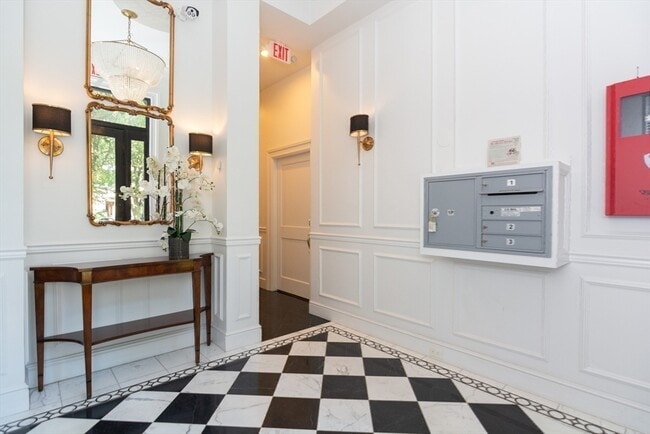 Building Photo - 288 Commonwealth Ave