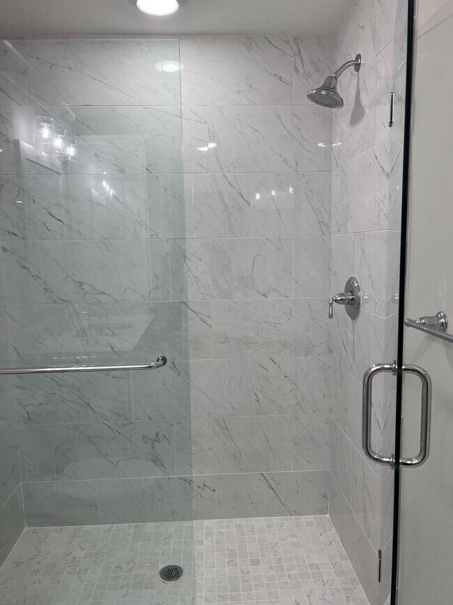 Building Photo - Luxury Coastal Living - The Charles - Deep Water Views