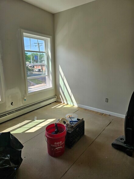 Building Photo - 81 Main Street Anx