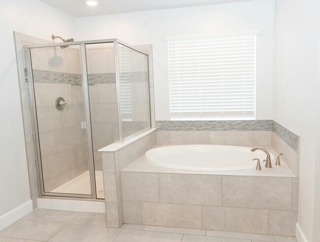 Building Photo - 13534 Tree Sparrow Ln