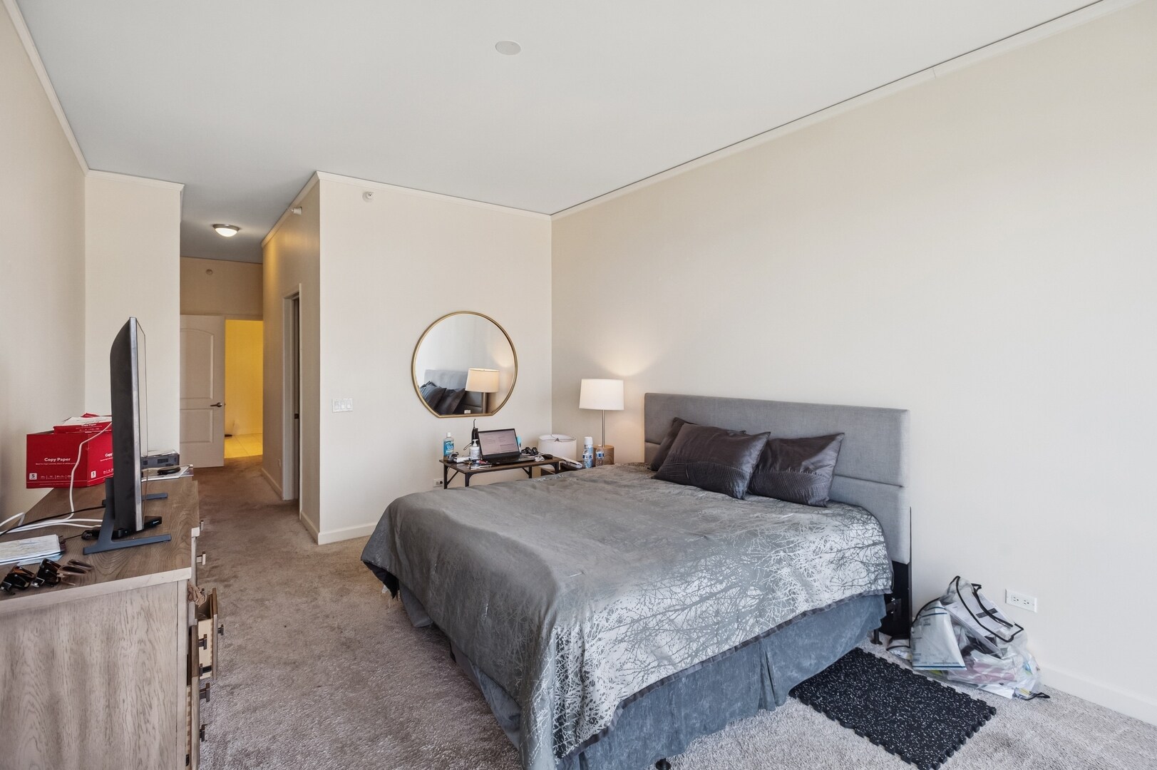 Building Photo - 450 E Waterside Dr