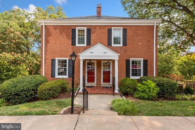 Building Photo - 2941 S Dinwiddie St