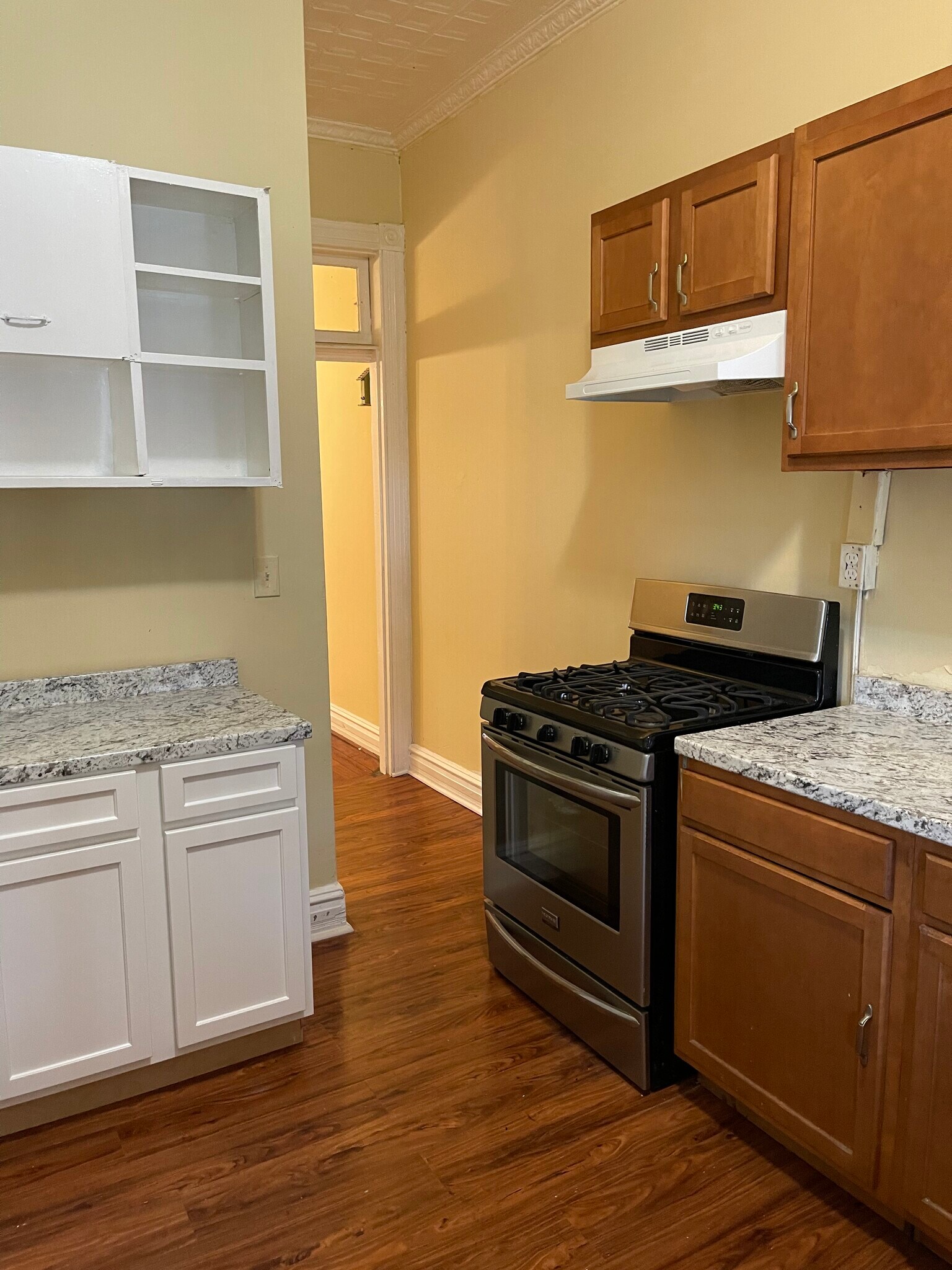 Building Photo - 2309 Avalon Ave