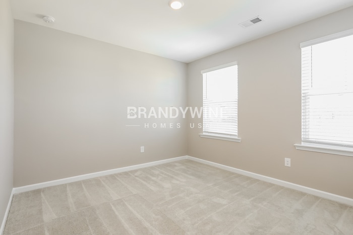 Building Photo - 827 Gelderland Dr