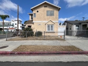 Building Photo - 1659 S Rimpau Blvd