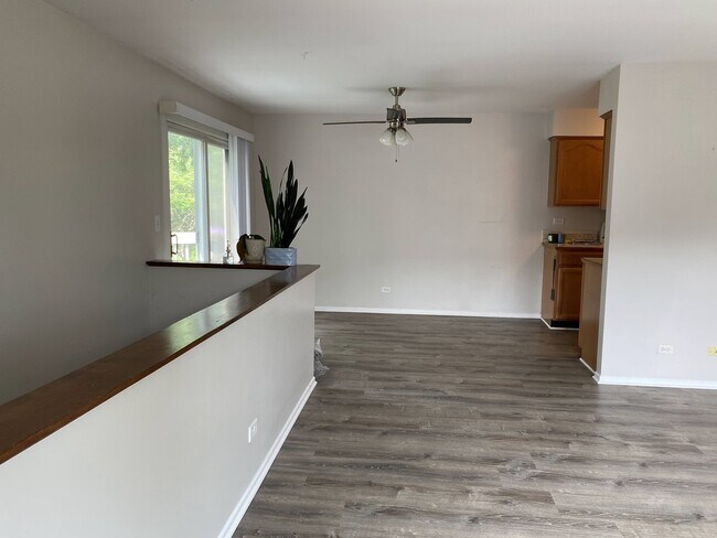 Building Photo - 2743 Wayfaring Ln