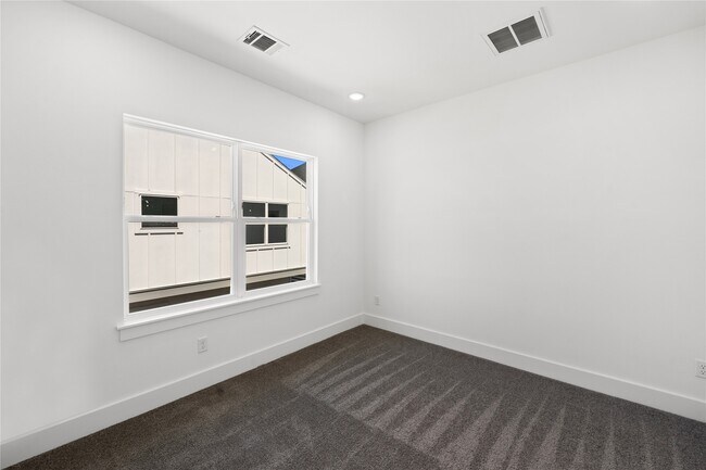Building Photo - 111 Milby St