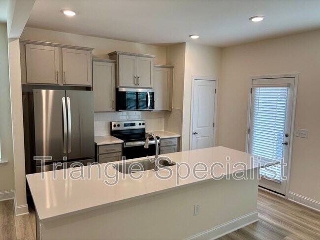 Building Photo - 52 Lavender Ln