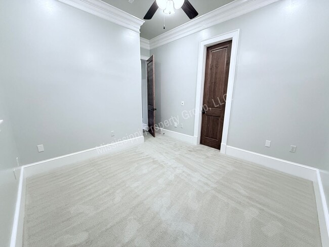 Building Photo - 3BR/3.2BA For Rent