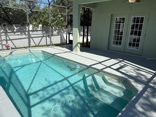 Building Photo - 1930 Torchwood Dr