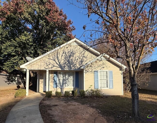 Primary Photo - 126 Kensington Cir