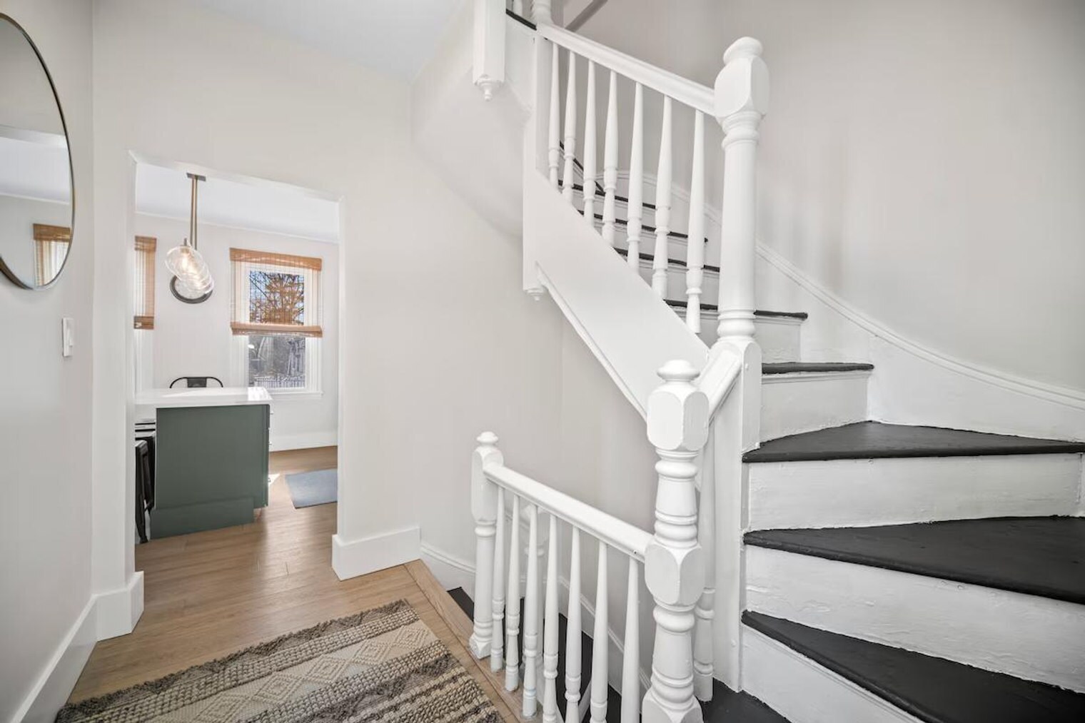 Building Photo - 105 Paul Gore St