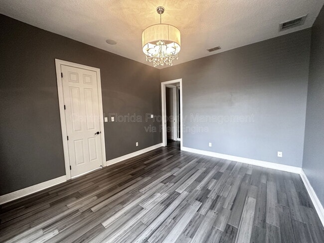 Building Photo - 5027 Keeneland Cir