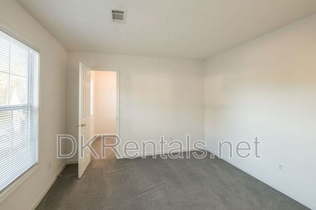 Building Photo - 7040 Magnolia Park Ln NW