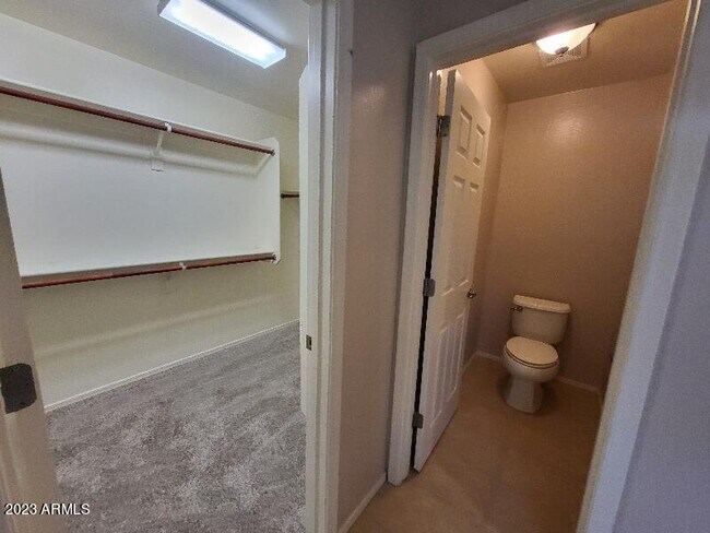 Building Photo - 7255 N 89th Dr