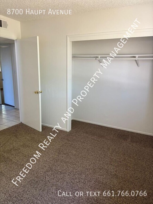 Building Photo - 8700 Haupt Ave